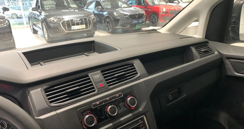 Volkswagen Caddy cena 83900 przebieg: 102914, rok produkcji 2018 z Warszawa małe 232